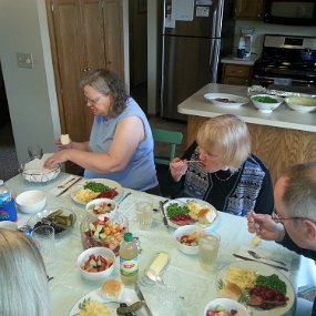 2015-04-05 13.12.36 Easter dinner at Judy and Jim's