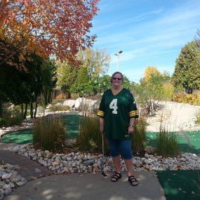 2016-10-16 12.45.36 Some nice mini-golf weather in October