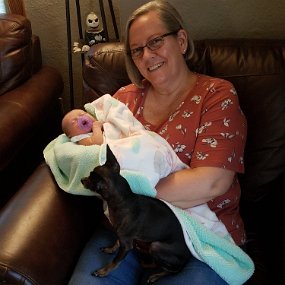 2018-07-29 18.22.52 Lennon gets a visit from one of her favorite doggies