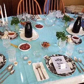 2019-04-23 18.03.58 Attending our first Passover Seder
