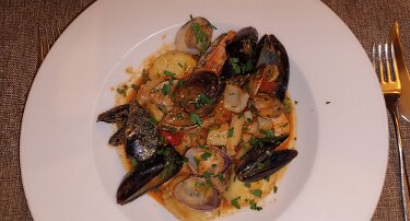 20250628_201248 Dinner at Binario Due - seafood pasta
