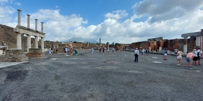 20250708_094358 Pompeii